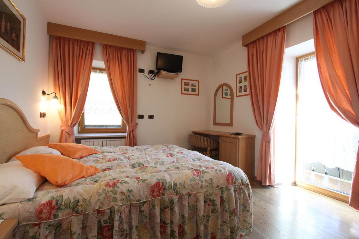 Hotel Al Lago Soraga Εξωτερικό φωτογραφία